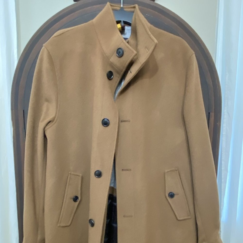 Daniel Cremieux coat